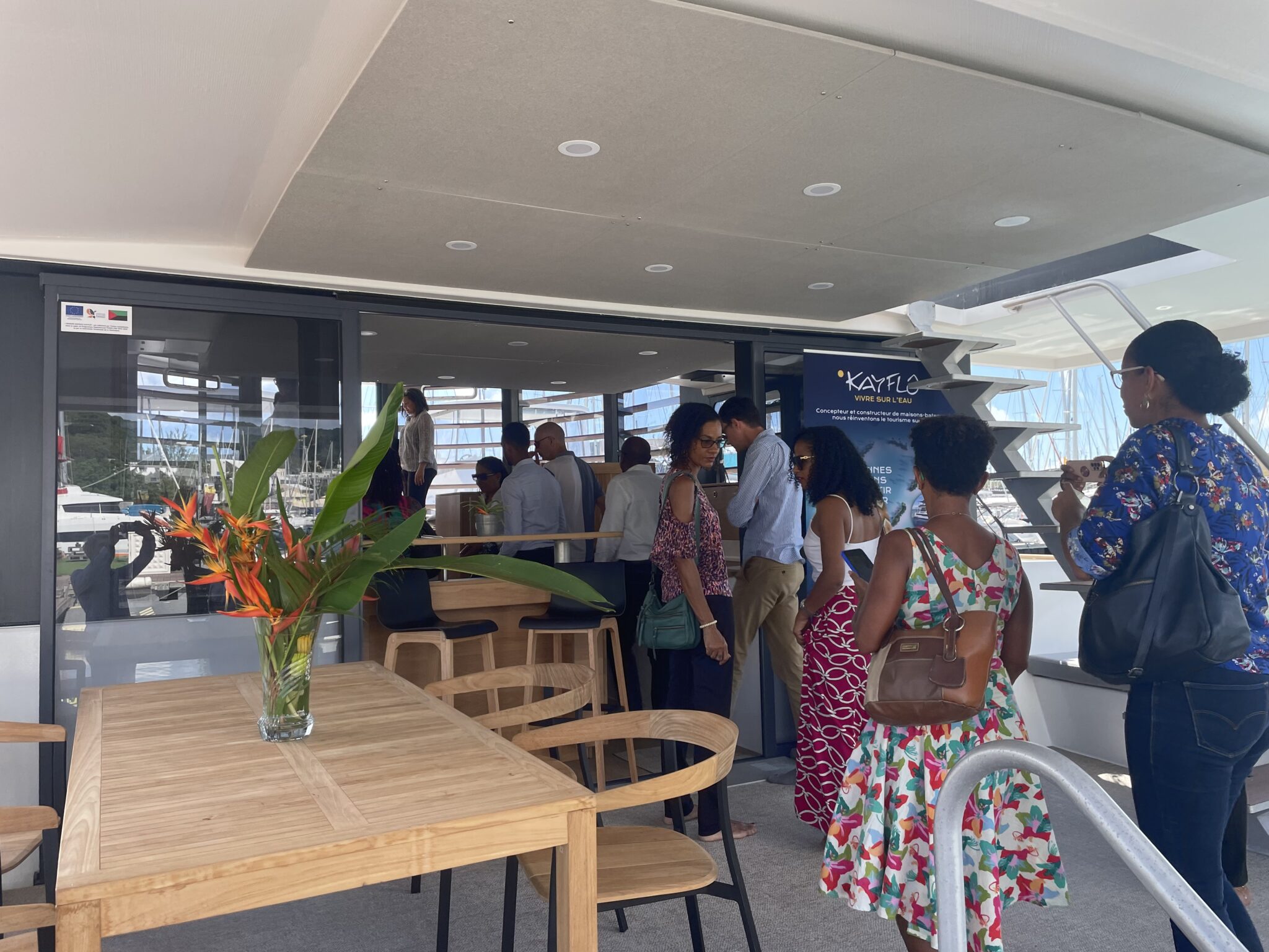 Kay Flo KAYFLÔ INAUGURATED ITS FIRST STAY-Ô HOUSE-BOAT IN MARTINIQUE
